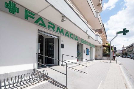 Farmacia dott. Falco - Marcianise - insegna