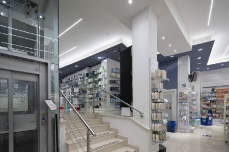 Farmacia Falco - Caserta - ingresso