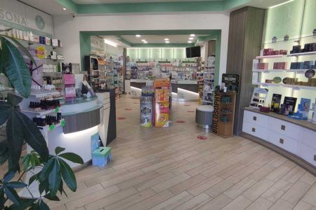 Farmacia Marzoni a Somma Vesuviana, Napoli - interni